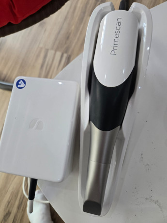 denstply-sirona-primescan-intraoralni-skener-big-0