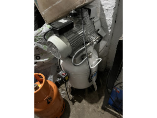 Servis i prodaja stomatoloških kompresora