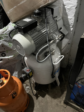 servis-i-prodaja-stomatoloskih-kompresora-big-0