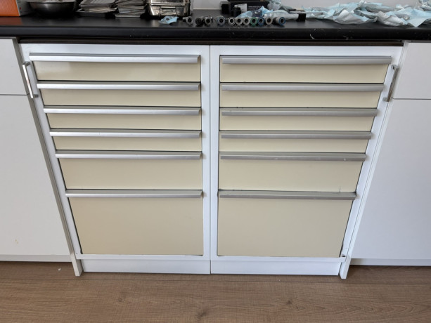 polovna-stomatoloska-stolica-kavo-systematica-oprema-big-1