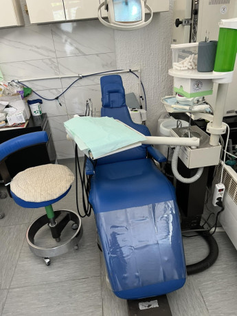 na-prodaju-kompletna-stomatoloska-oprema-spremna-za-rad-big-0